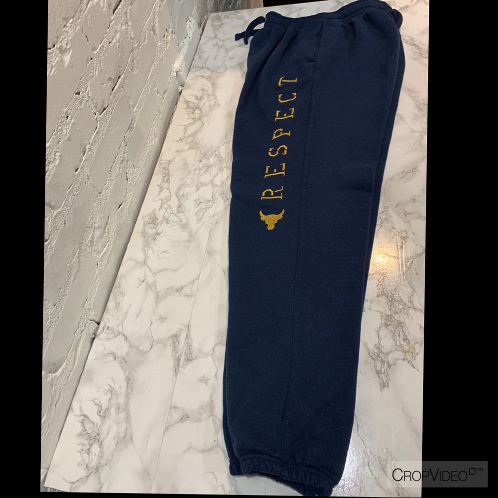 U.A  Men's Project Rock Veteran's Day Warmup Pants